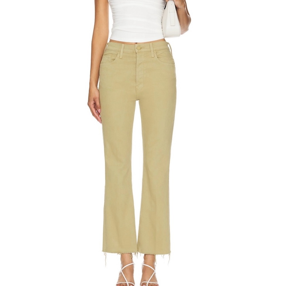 NWT- Mother brand “Triple Flood Fray”. Color : Cedar Play date.  Size 27.